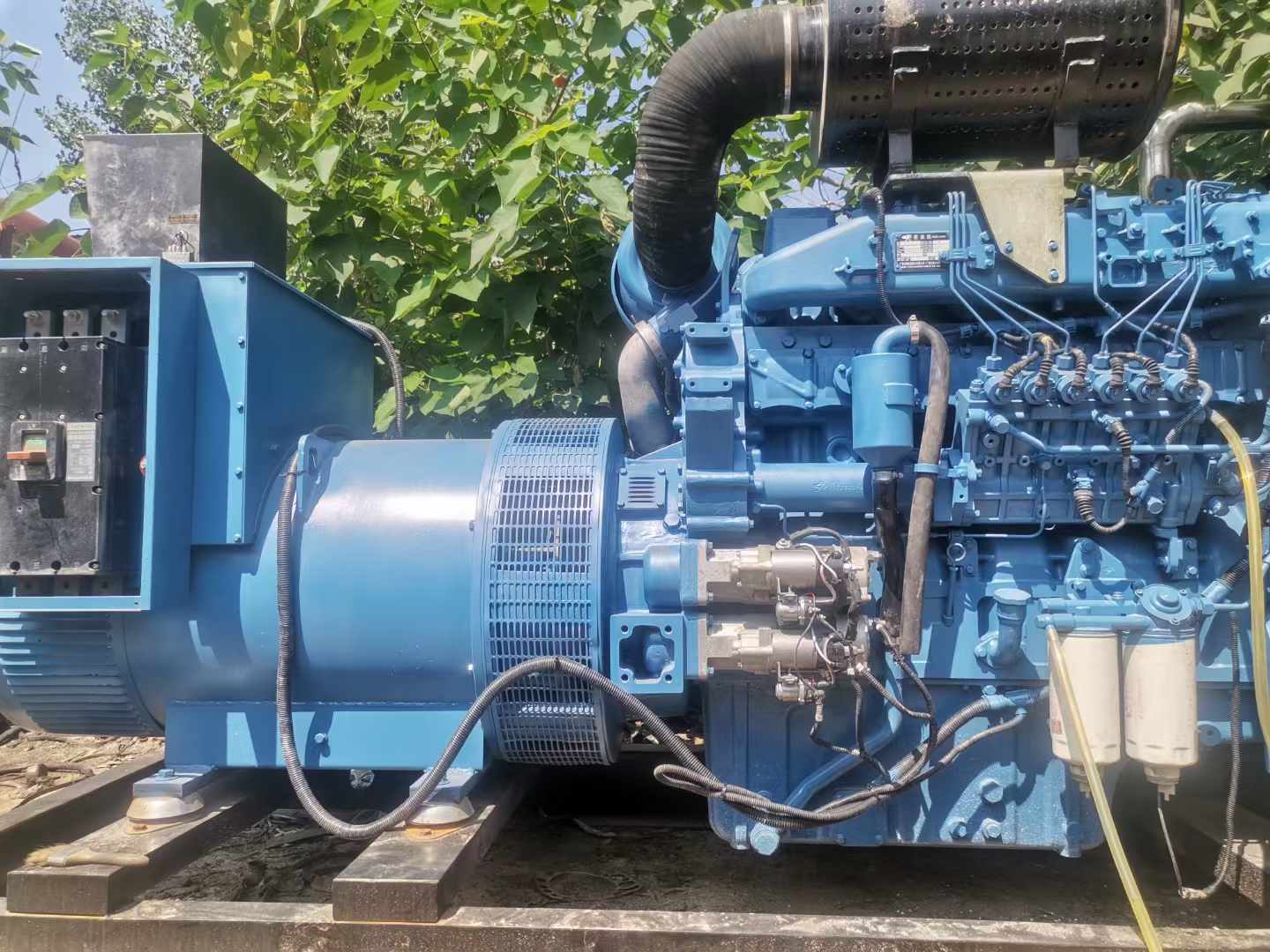 高青详细说明降低 800kW 柴油发电机输出电流波动的方法