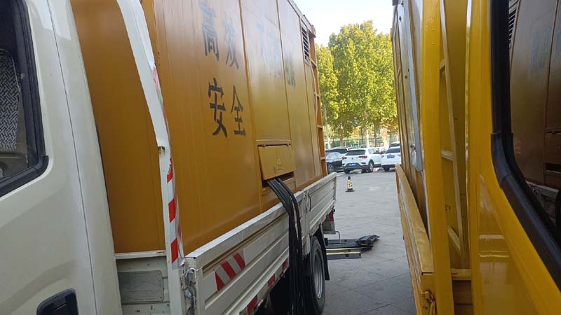 高青如何判断柴油发电机组和UPS电源的切换时间是否符合要求？