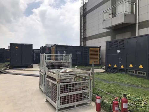 高青除了定期检查，还有哪些方法可以及时发现接触式转速表探头的磨损？