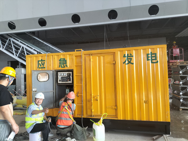 高青怎样判断空气滤清器是否需要更换？